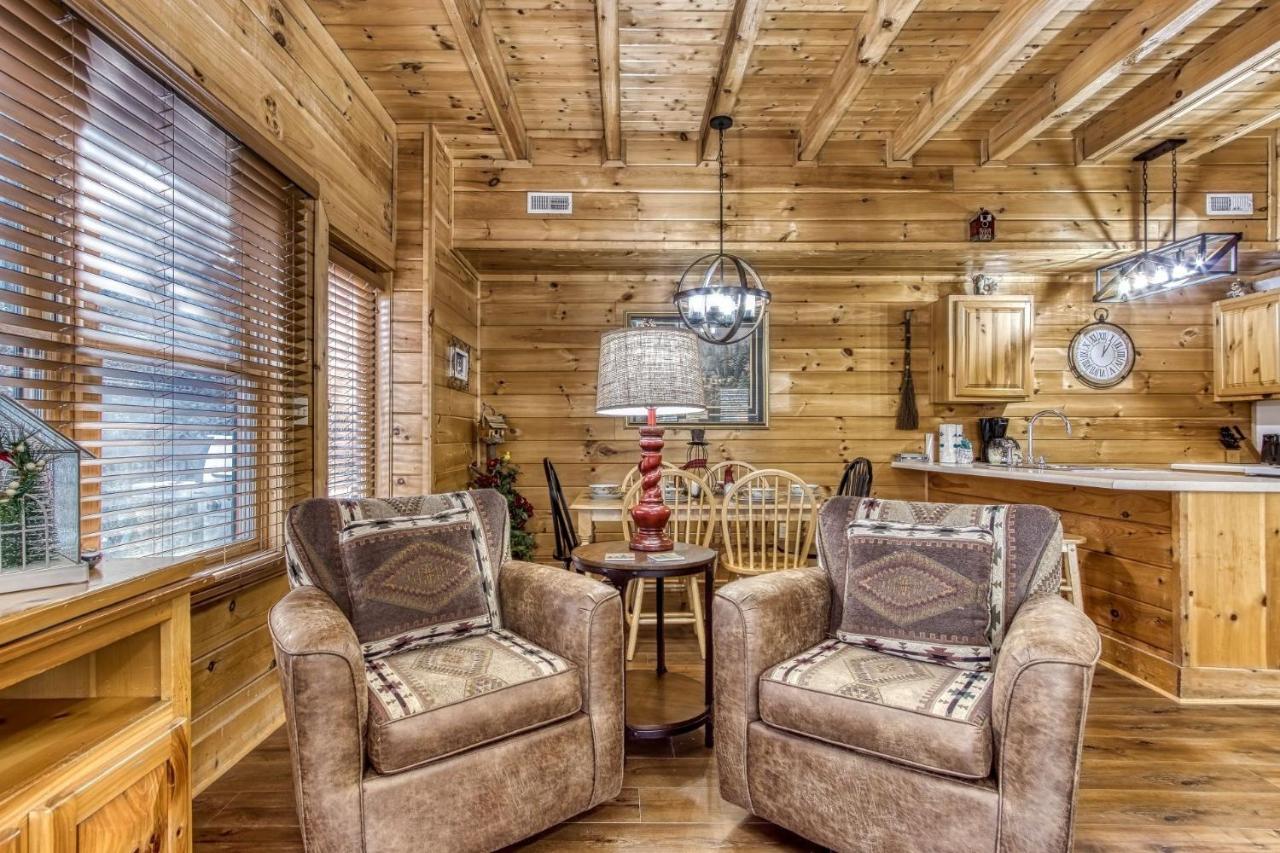 Er316- Black Bear Hideaway Great Location- Close To Town Cabin Villa Pigeon Forge Dış mekan fotoğraf